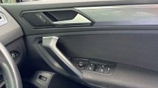 Volkswagen Tiguan 2.0 TDI Active 5dr Diesel Estate